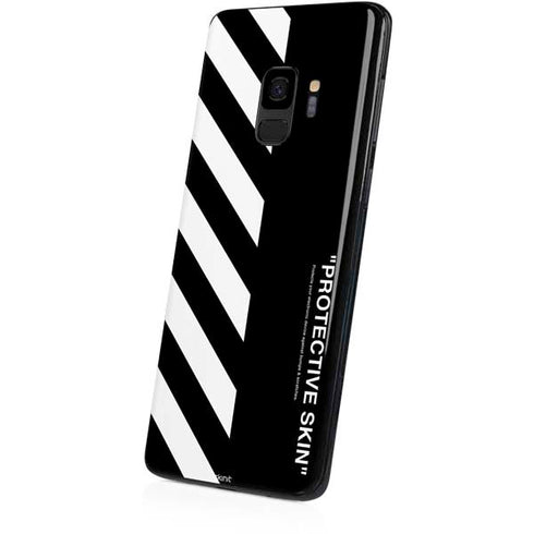 Black and White Stripes Galaxy S9 Skin